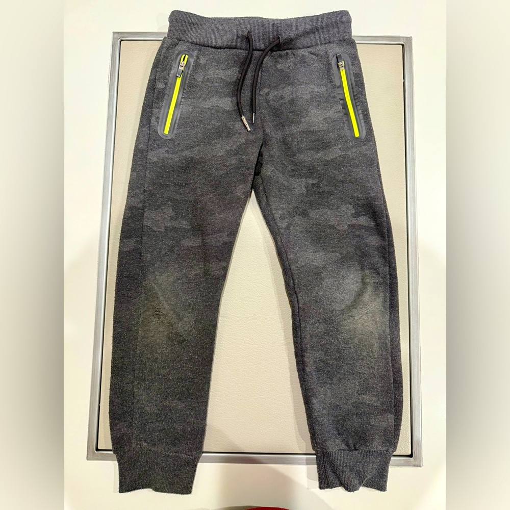 Kids Sporty Sweatpants Joggers With Rubberized Zipper | Ring of Fire | Size T6